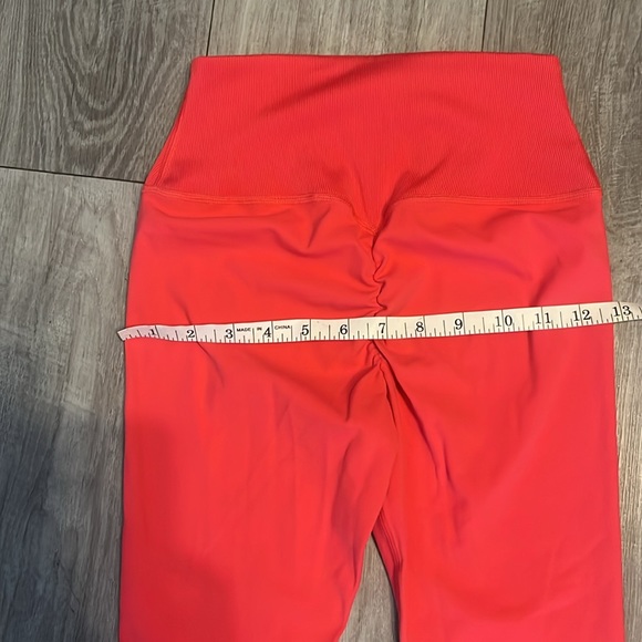 Whitney Simmons GymShark Leggings - Picture 12 of 13